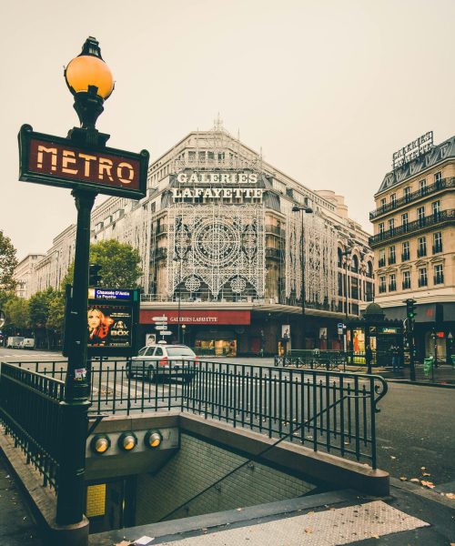 pexels-margerretta-548077